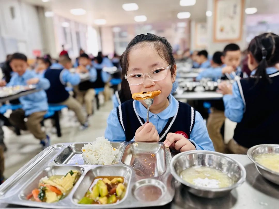 【預?美食】三餐四季 “食”光漫長 專注營養(yǎng)——石家莊私立一中附小預科部|每月食譜