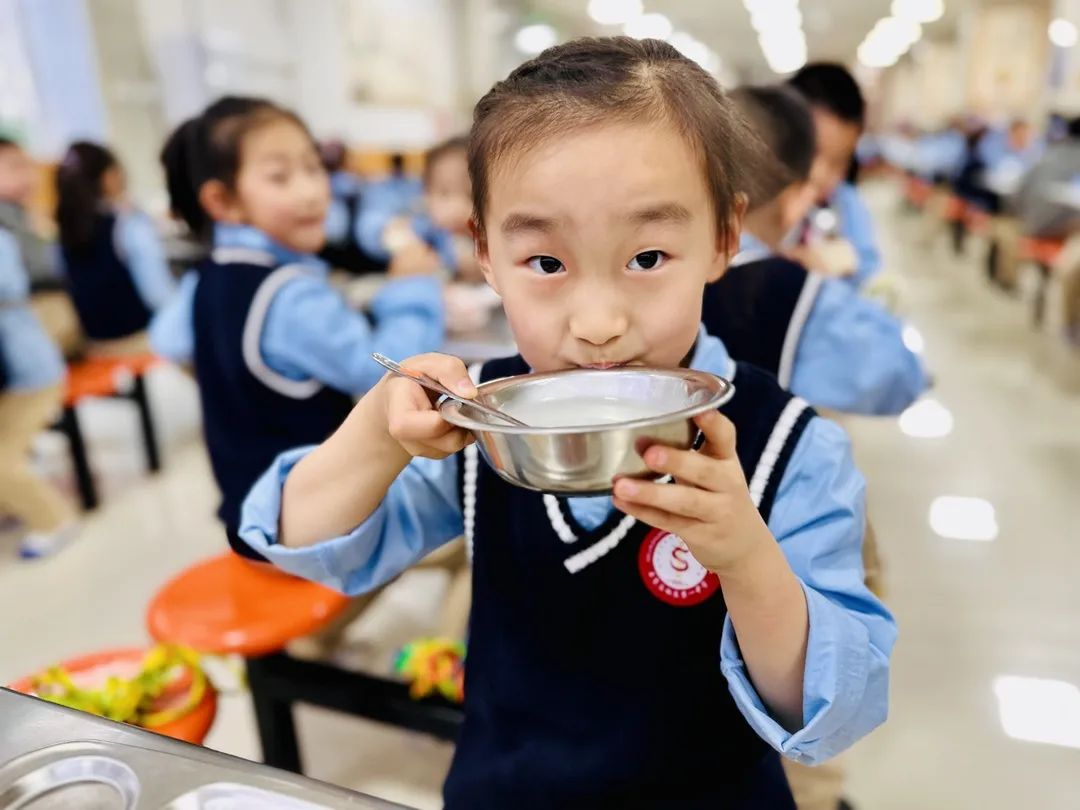 【預?美食】三餐四季 “食”光漫長 專注營養(yǎng)——石家莊私立一中附小預科部|每月食譜